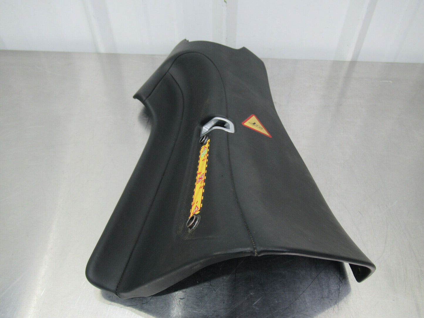 T020 2016 16 MCLAREN 570S LH LEFT FRONT INNER QUARTER TRIM PANEL COVER 13N0732CP