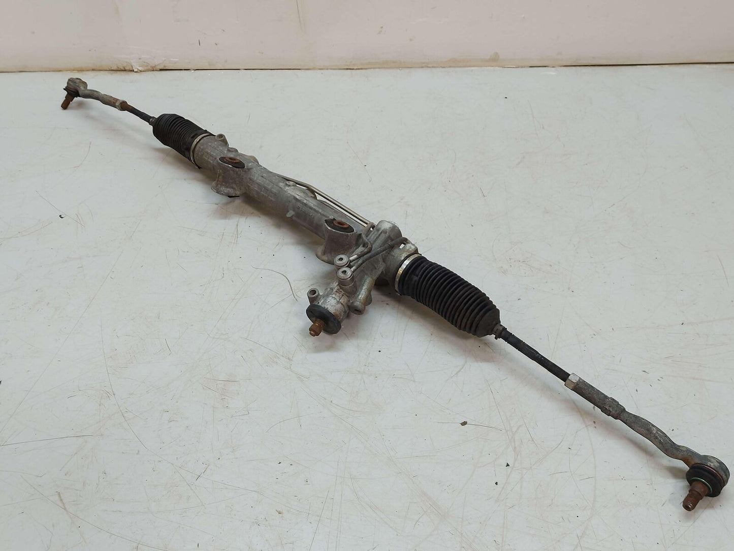 07-09 MERCEDES E320 RIGHT STEERING GEAR RACK PINION 21111011001 *NEEDS ARM*