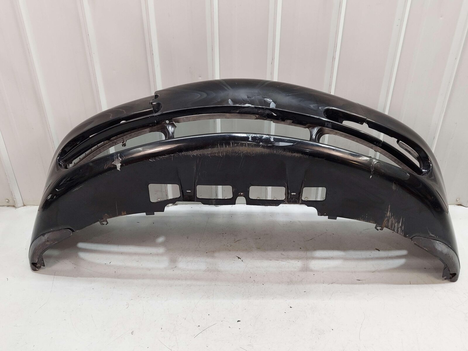 99-05 PORSCHE 911 996 CARRERA FRONT BUMPER BLACK *NOTES ROUGH CRACKED!*