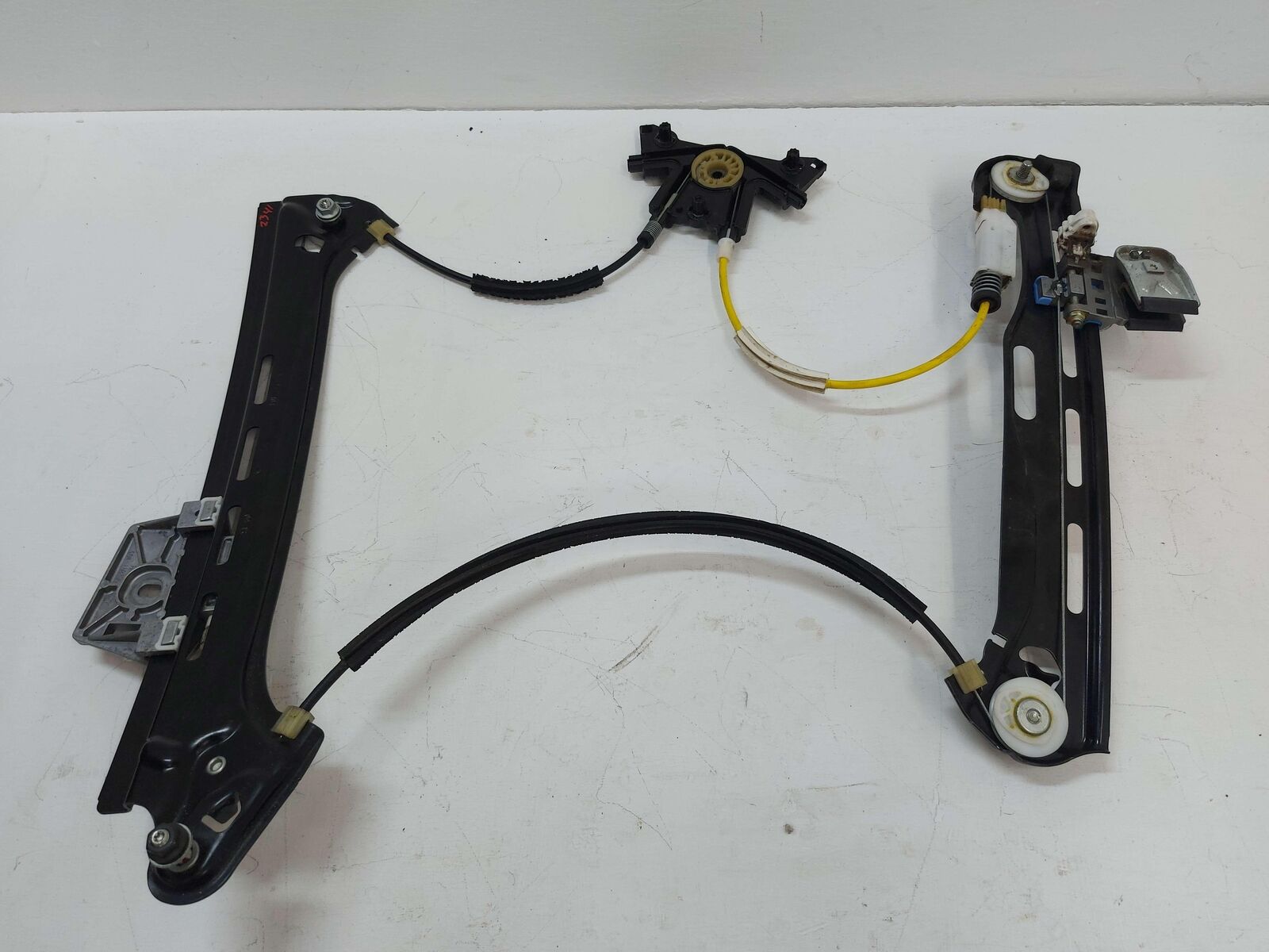 12-18 Mercedes W218 CLS63s AMG REAR RIGHT DOOR WINDOW GLASS REGULATOR 918246100