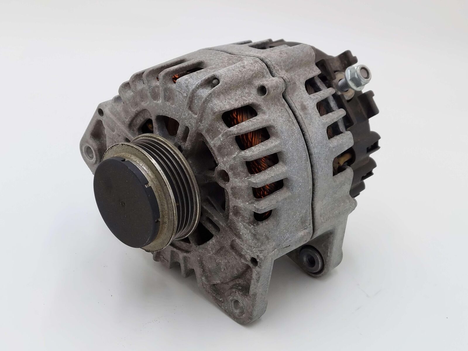 15-18 MERCEDES C63S AMG W205 SEDAN ALTERNATOR 200 AMP A0009061705