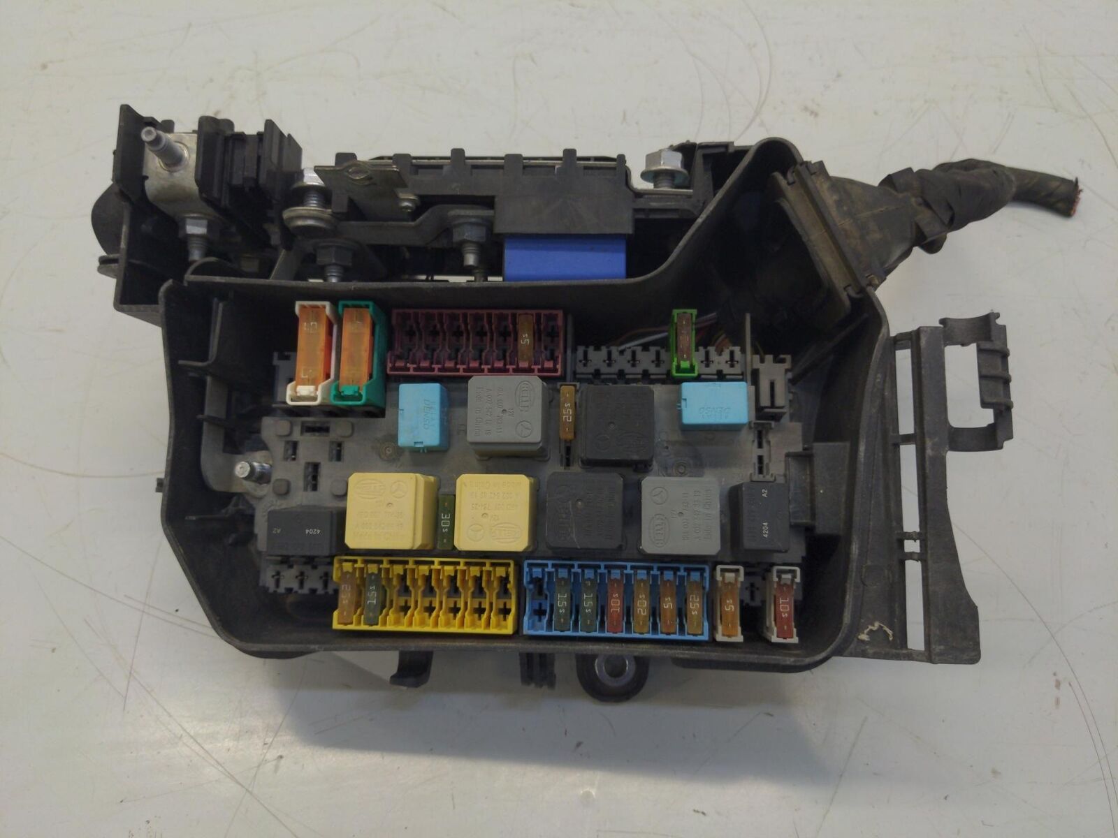 13-16 Mercedes B250 Engine Fuse Box A2465410905 A2465400182 Fits Canada Car Only