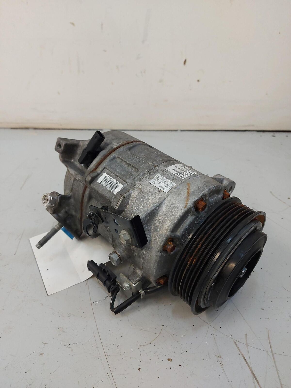 17 18 19 20 CADILLAC XT5 A/c AC Air Compressor 22960160 37K KM'S