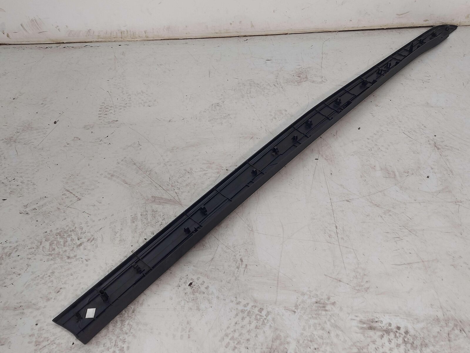 16-23 TOYOTA TACOMA NEW TOP PLASTIC BED RAIL TRIM 66249-04050 66249-04070