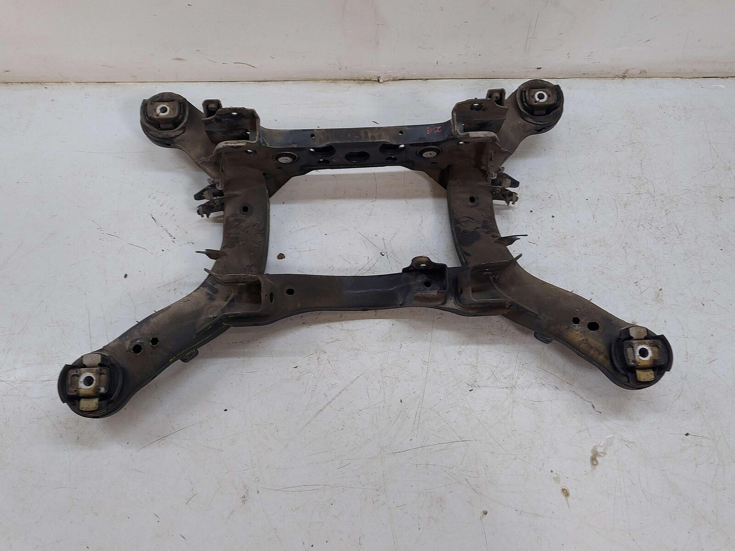 16-19 MERCEDES W166 X166 GLE63s GLS63 AMG Sub frame Crossmember 1663504900