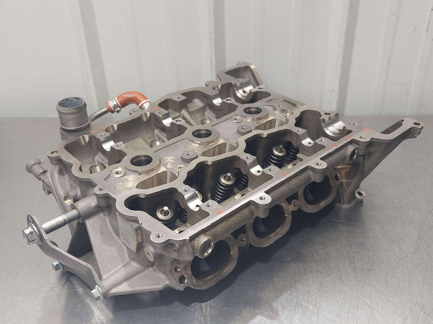 2023 MCLAREN ARTURA ARTURA 3.0L V6 LEFT ENGINE MOTOR CYLINDER HEAD *NOTE