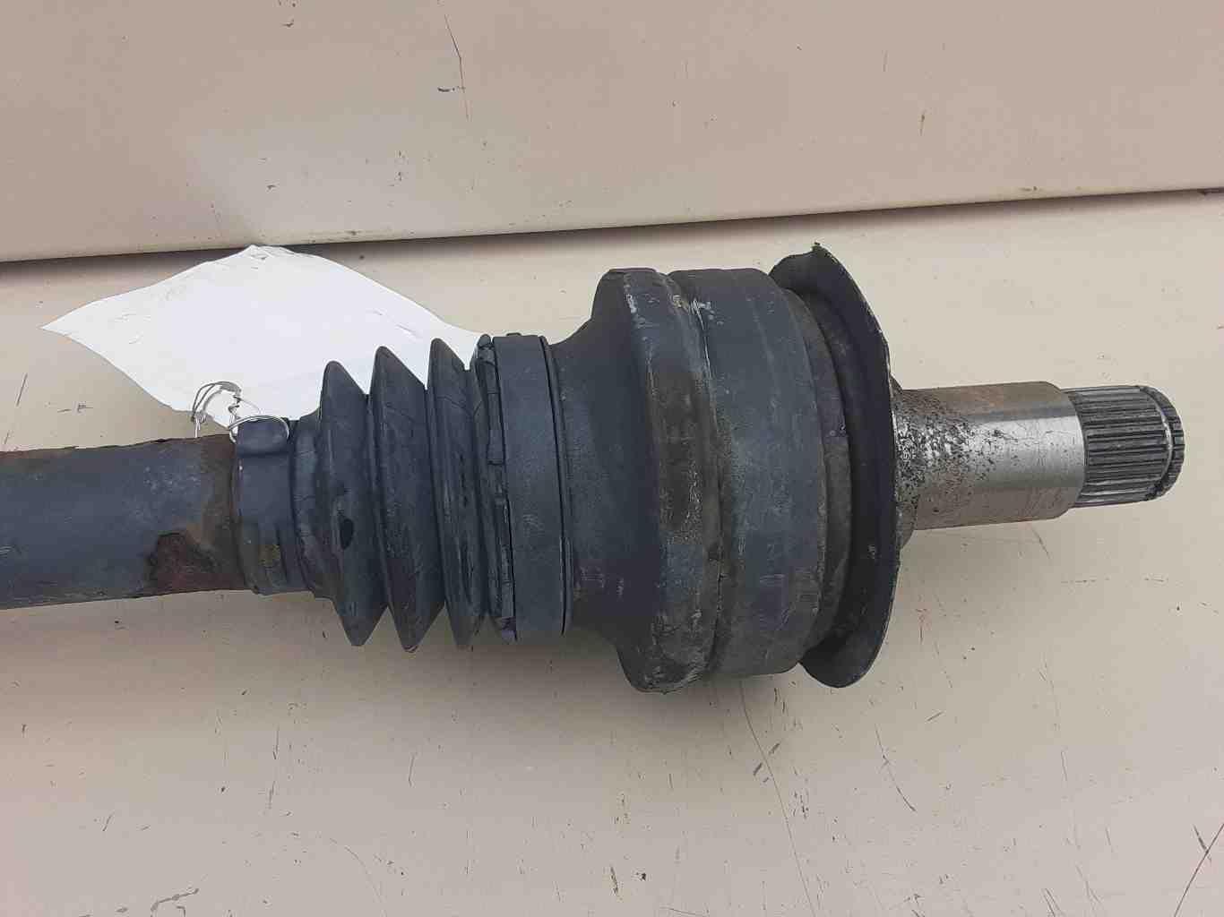 08-15 MERCEDES C350 Rear RH Right CV Axle Shaft Awd 10K KM's *Notes*