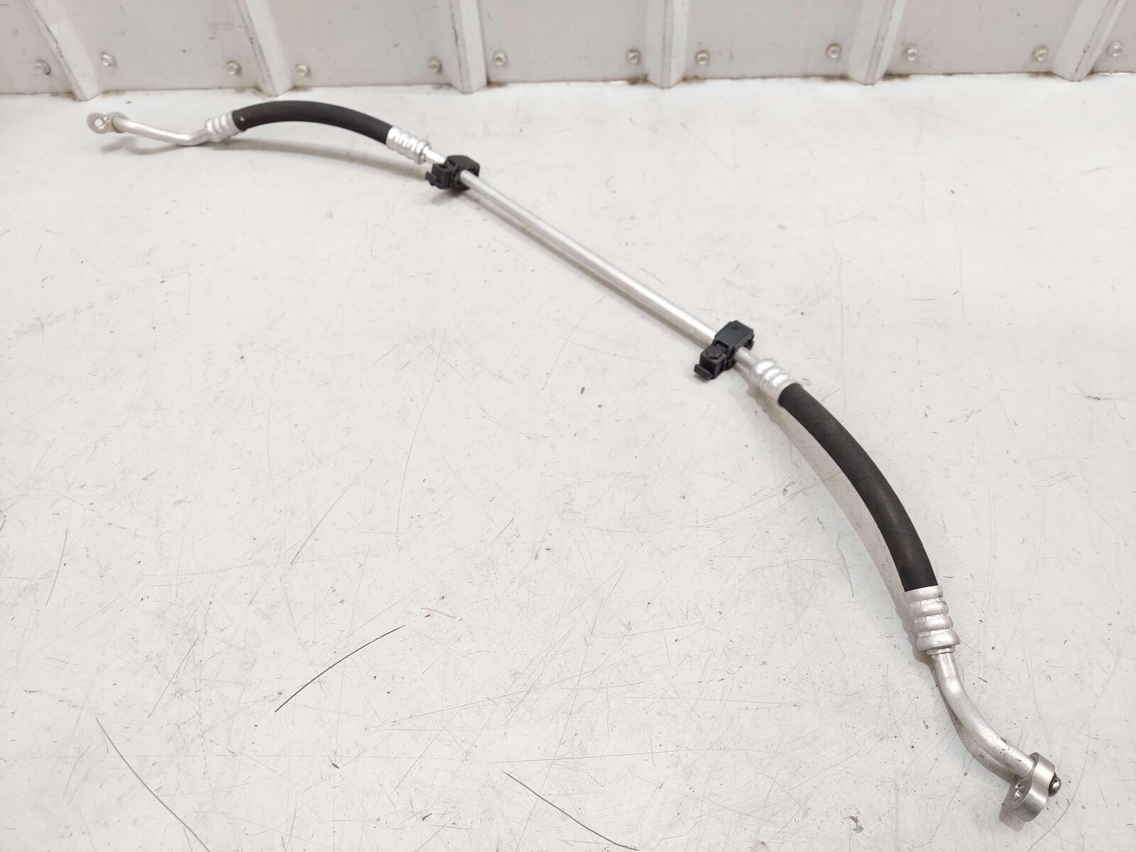 2001 PORSCHE 911 996 CARRERA FRONT CENTER A/C CONDENSOR CROSSOVER LINE PIPE HOSE