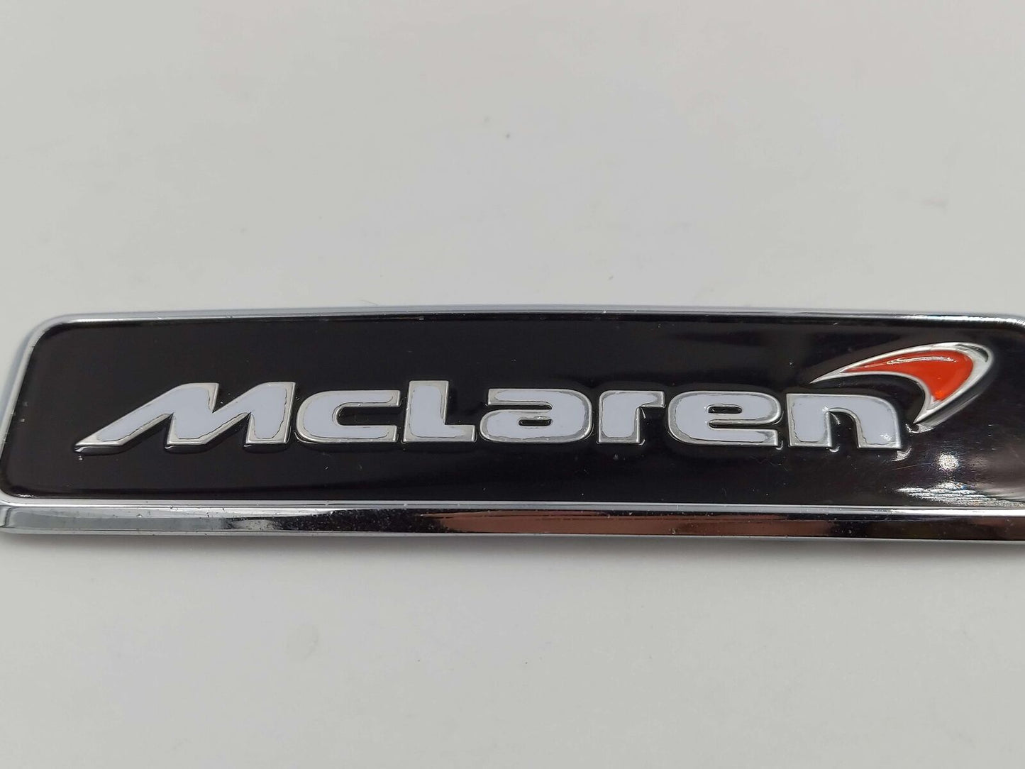 2016 MCLAREN 540C HOOD EMBLEM *PEELING LETTERING SLIGHT WARP*