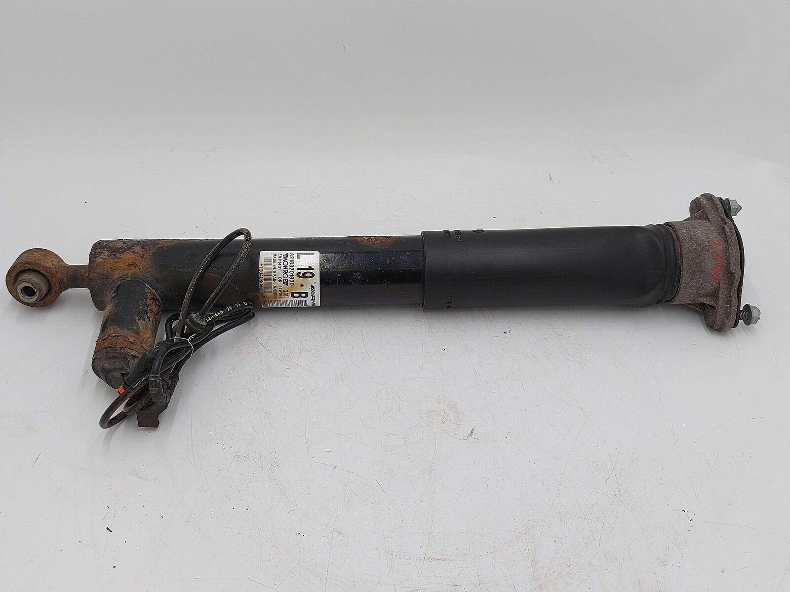 14-18 Mercedes W218 CLS63S AMG REAR LEFT STRUT SHOCK ABSORBER A2183201930