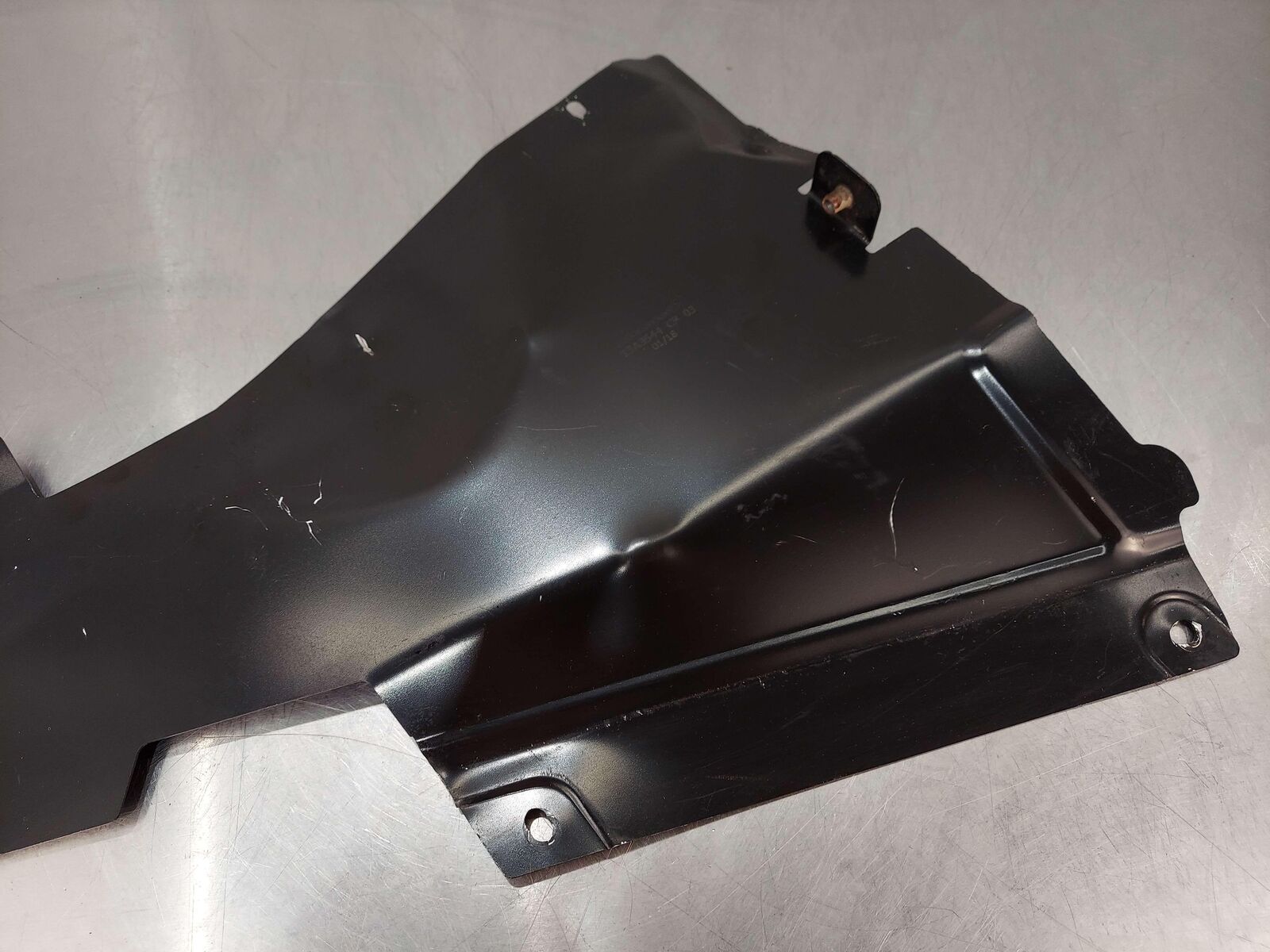 2018 Mclaren 570s Rear RH Right Quarter Splash Guard Skid Plate 13A3544CP