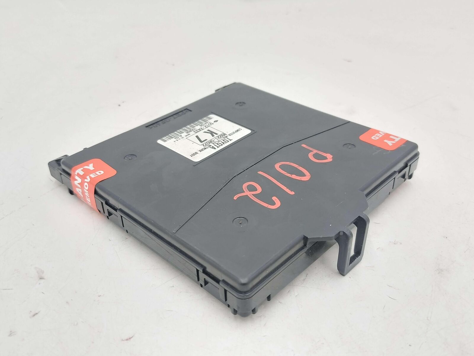 14 15 TOYOTA RAV-4 Multiplex Network Body Module 89221-0r072