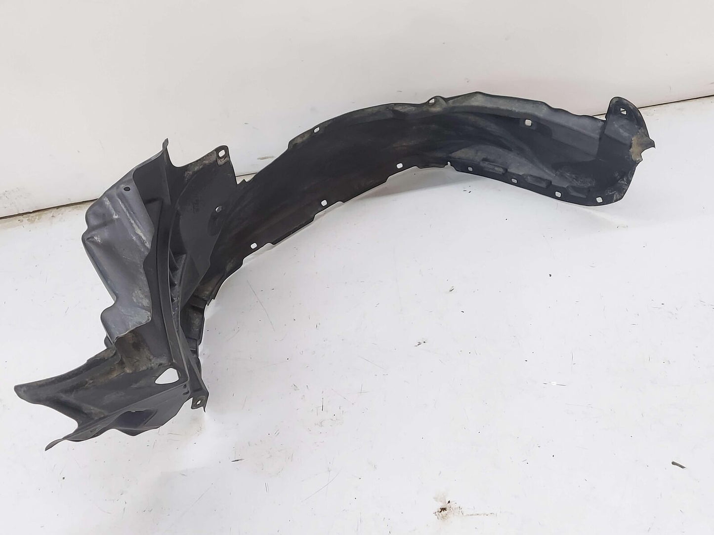 16-23 TOYOTA TACOMA FRONT RIGHT WHEEL FENDER LINER 53875-04080 OEM