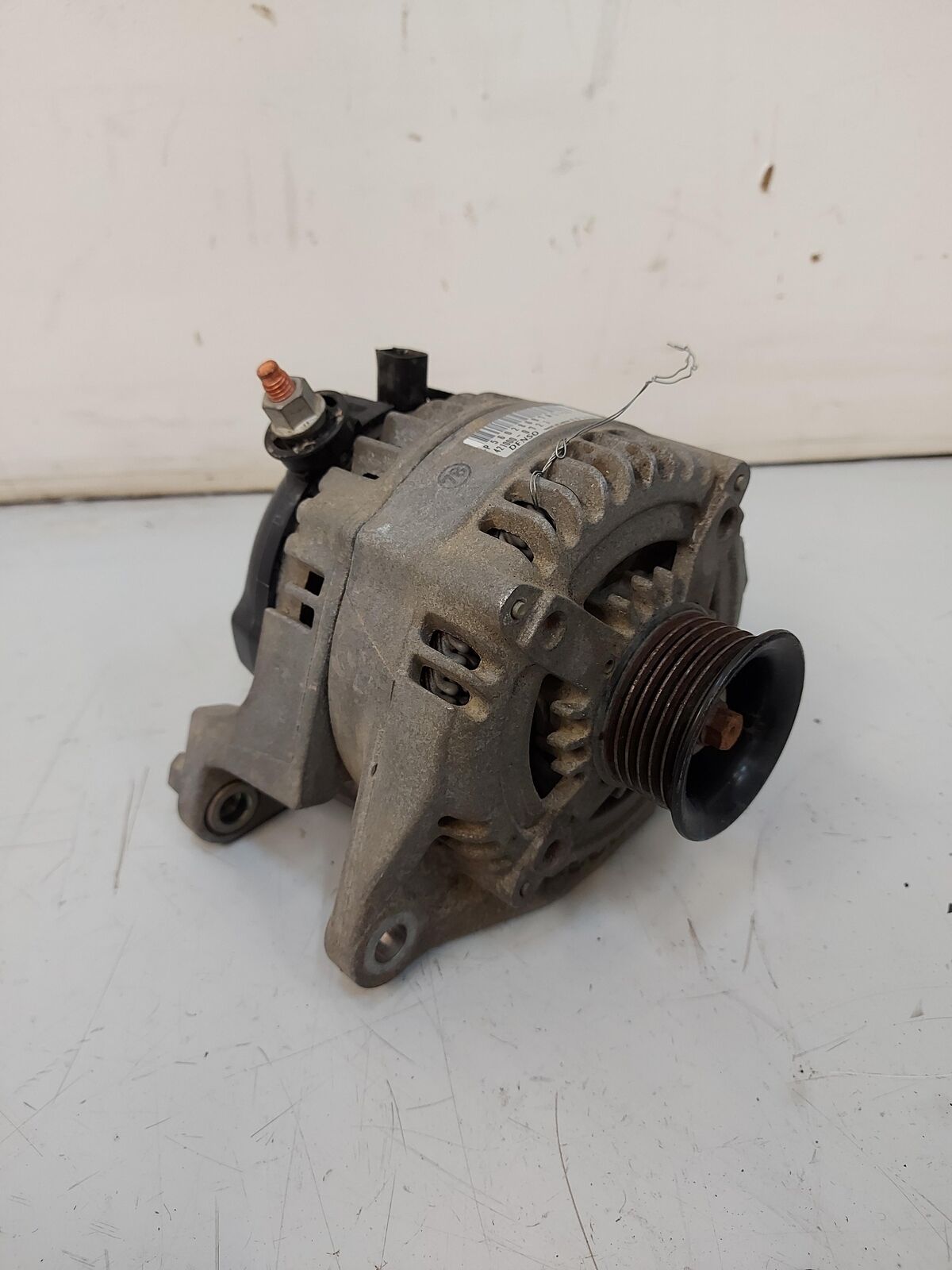 09 DODGE PICKUP 2500 Alternator P56028697AL 77K KM