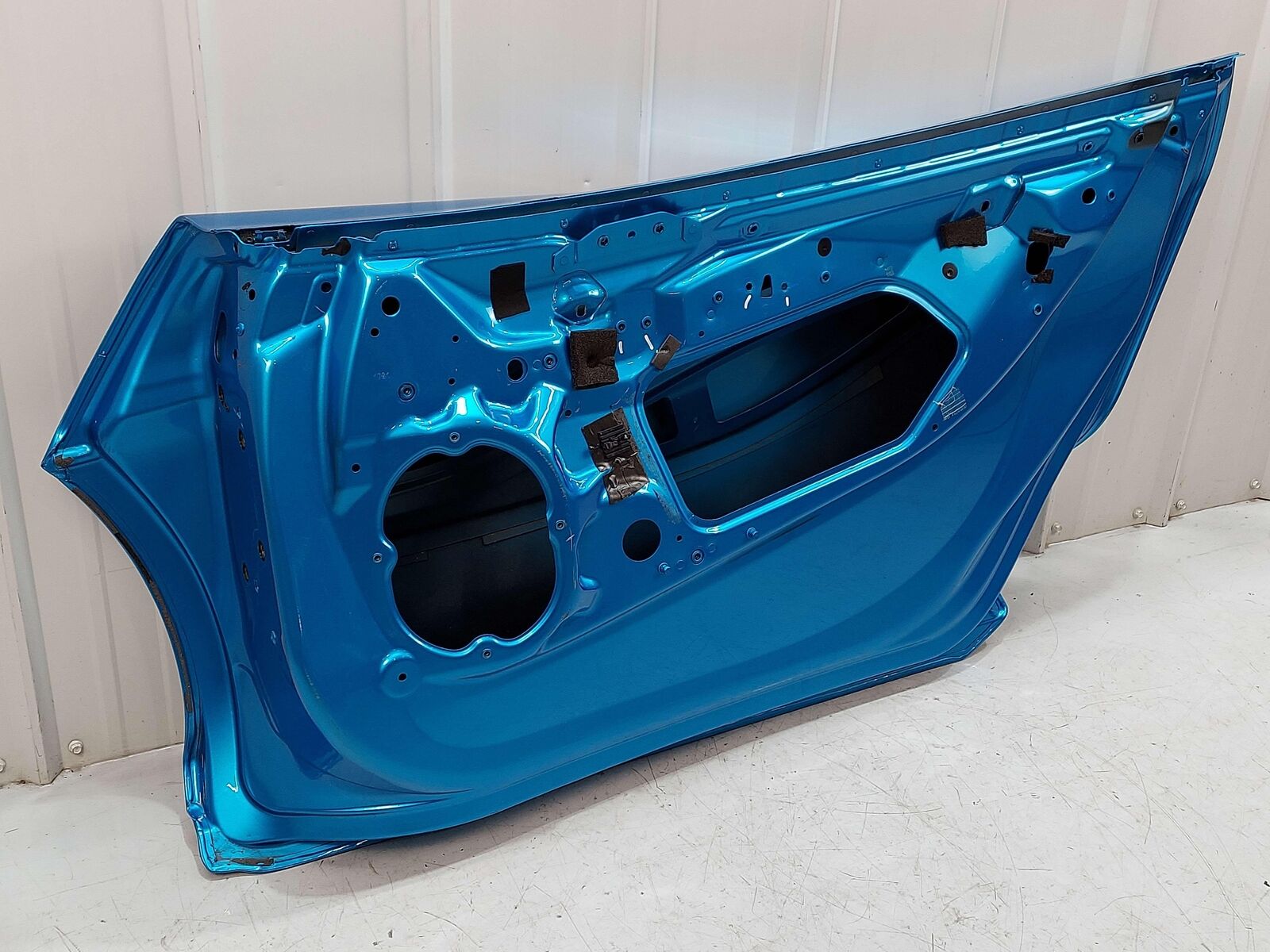 2021 MCLAREN GT FRONT RH RIGHT DOOR DOOR SHELL *DEEP SCRATCHES*