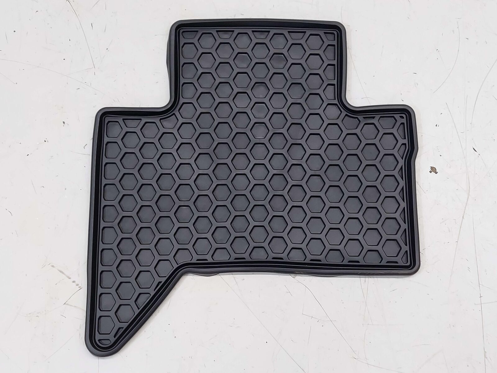 2018 TOYOTA TACOMA FLOOR MAT BLACK RUBBER OEM CREW CAB PU320-3518A-R2 NEW IN BAG