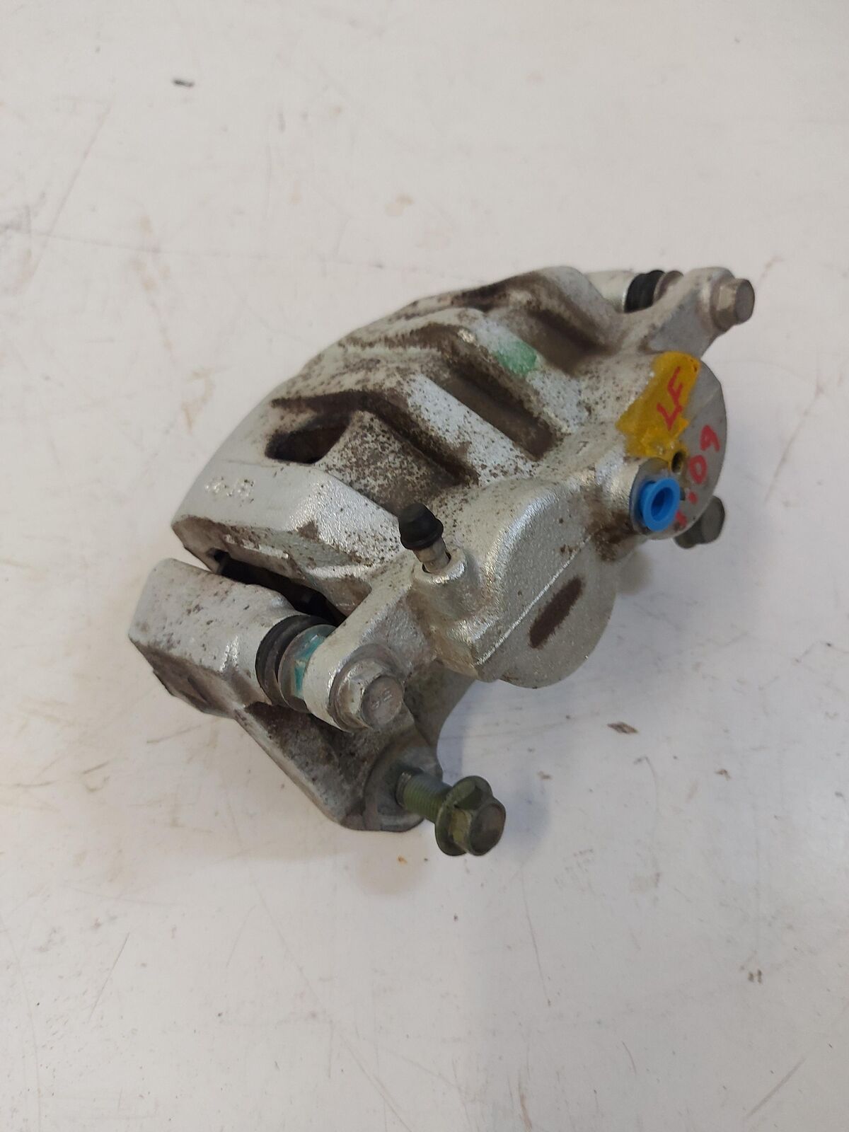 20-22 TOYOTA HIGHLANDER FRONT LH Left Caliper 22K KM'S