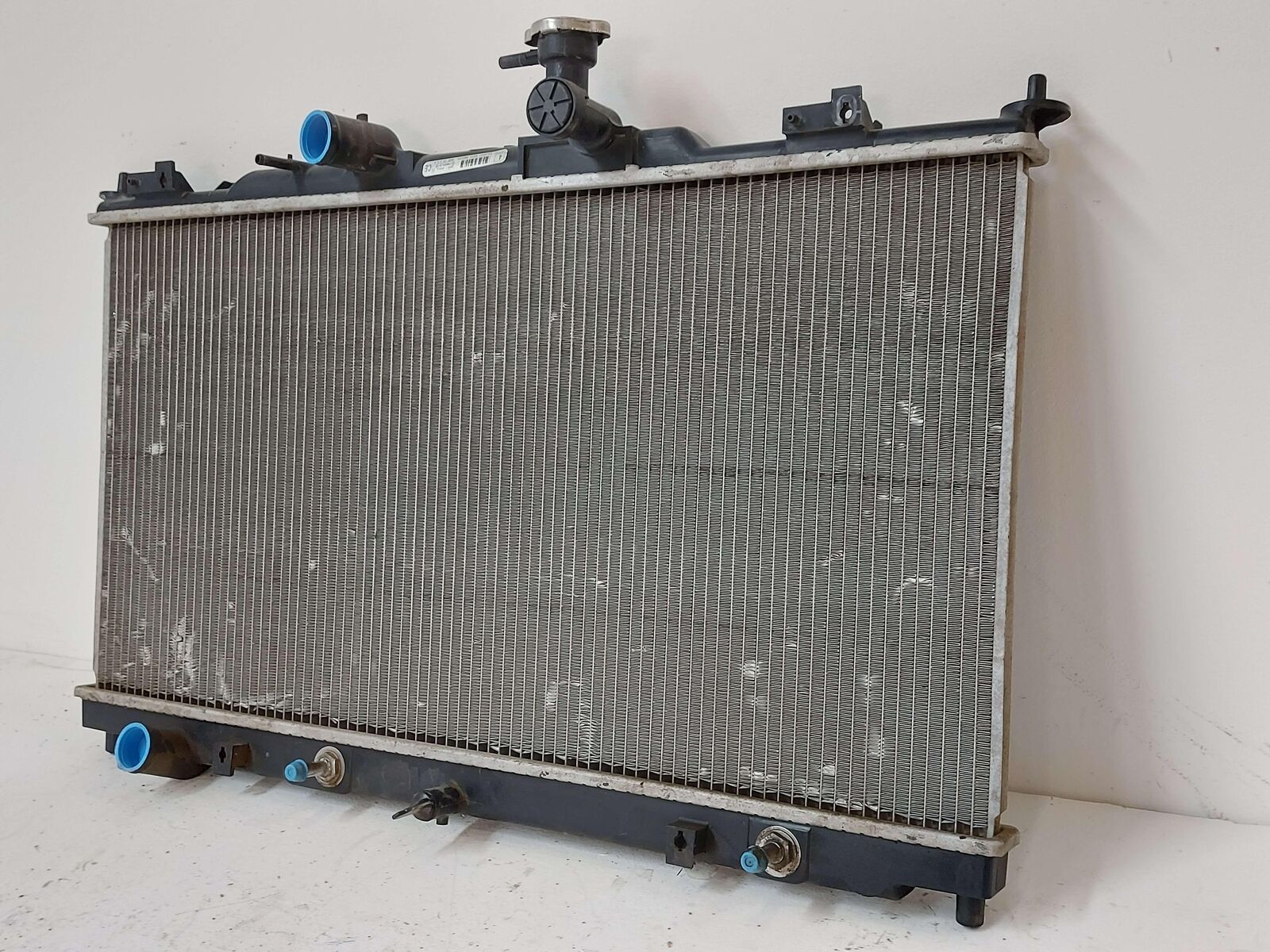 11-13 Mazda 6 2.5L AT Radiator 11071207 21460A131B *Fins Bent*