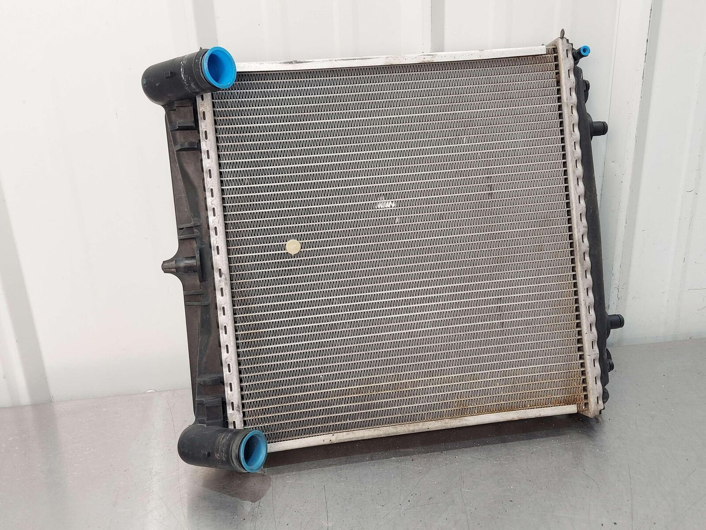 99-05 PORSCHE 911 996 CARRERA RIGHT COOLANT RADIATOR *NOTE