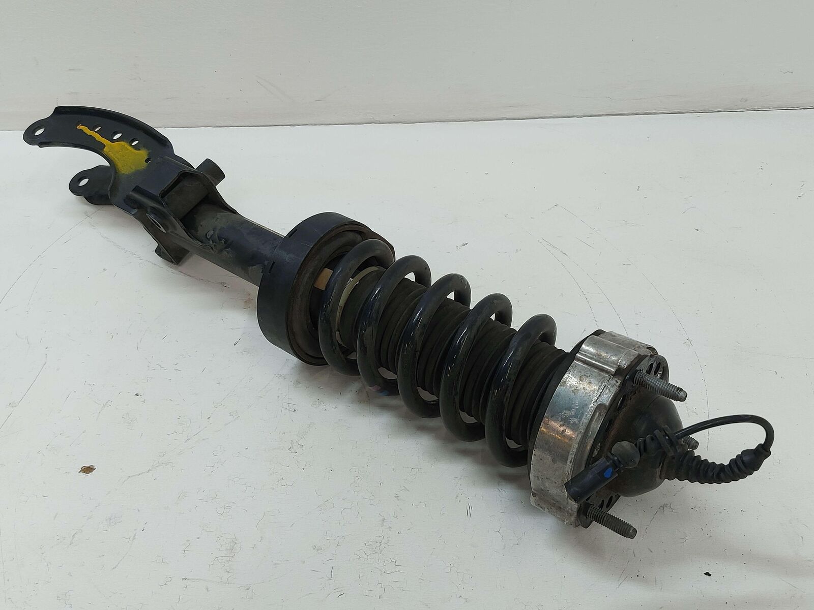 11-18 PORSCHE CAYENNE 958 S E-HYBRID FRONT LEFT STRUT 7P5413031AB