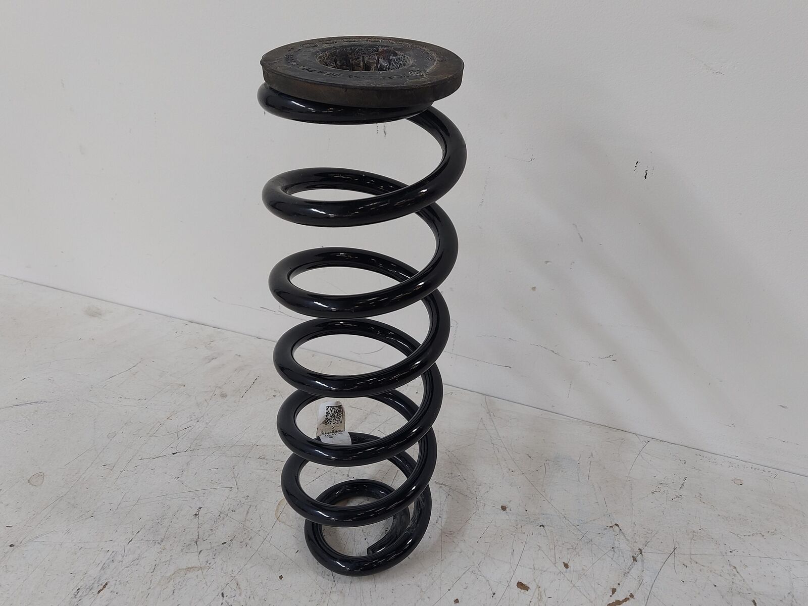 20-22 VW Atlas Cross Sport Rear RH Right Coil Spring 3QF511115K 7K KMS AWD