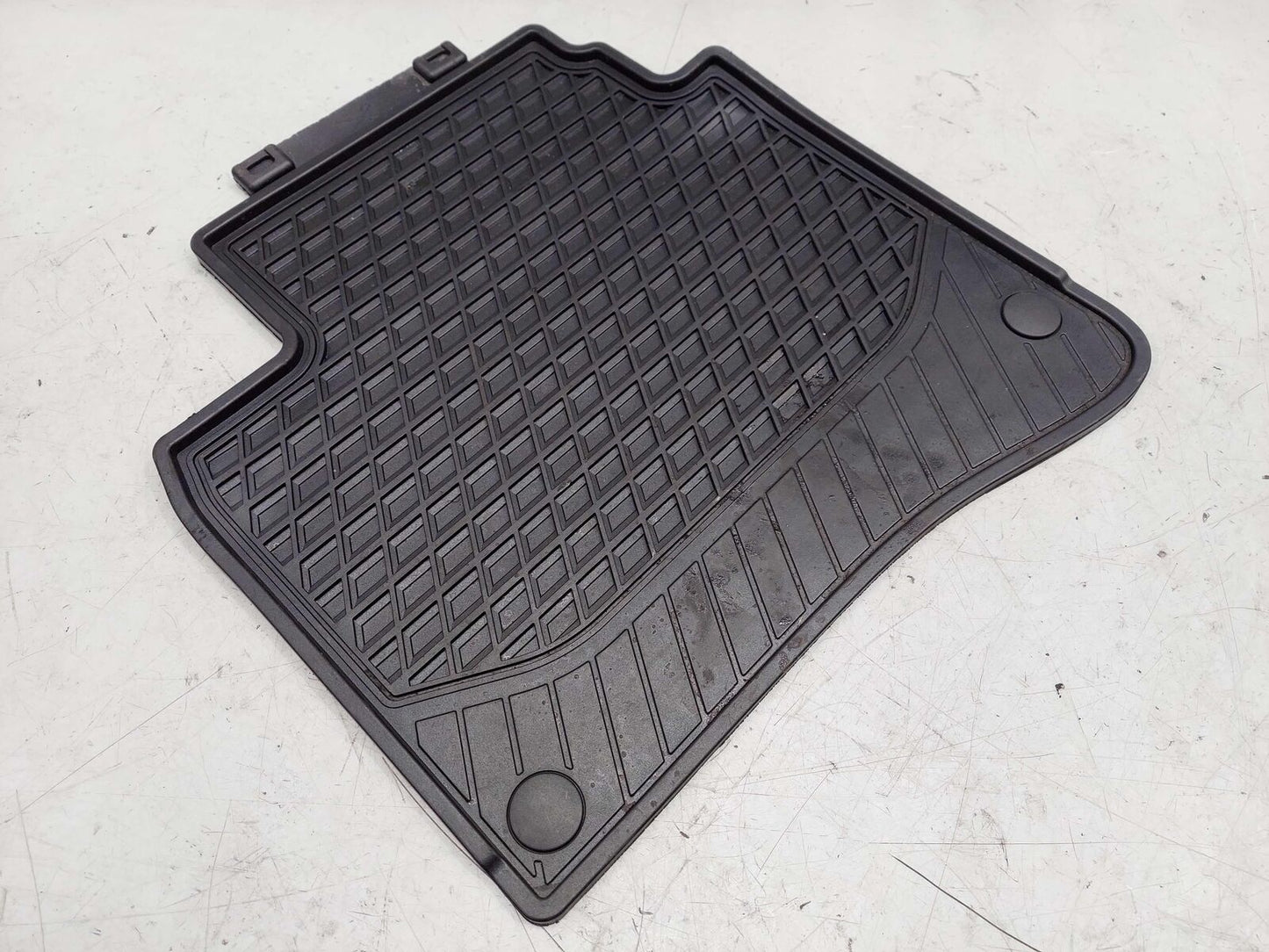 2019 MERCEDES S-CLASS S560 W222 FLOOR MAT OEM BLACK RUBBER MAT SET *WORN/GOUGES*