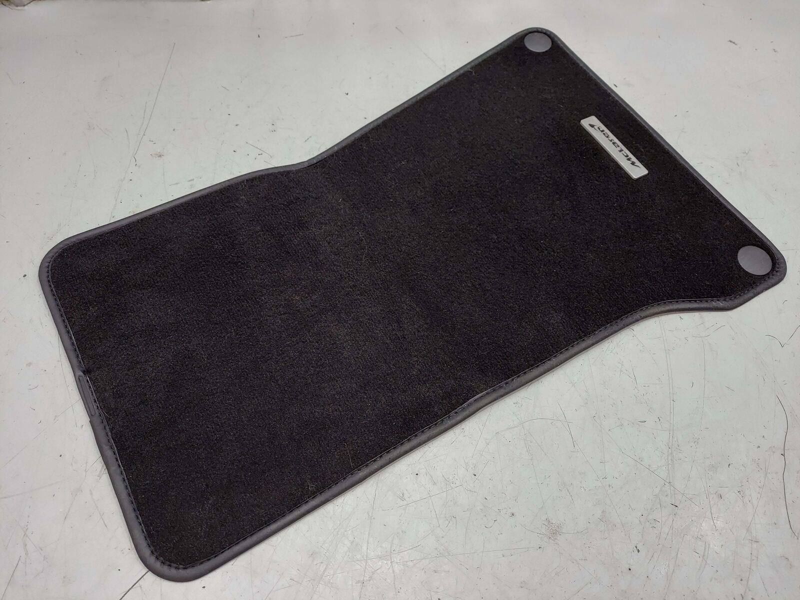 2017 MCLAREN 570S FLOOR MAT MAT SET CARBON BLACK 11N3838CP *NOTE