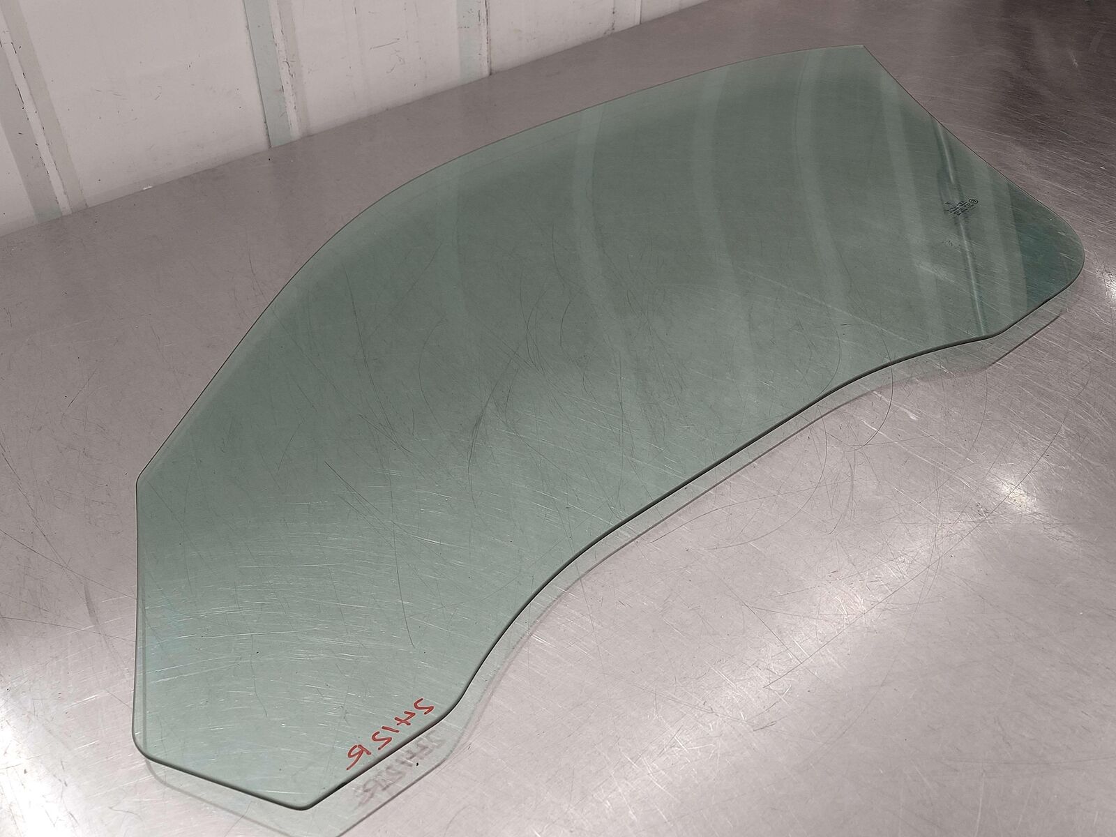 99-05 PORSCHE 911 996 CARRERA CABRIOLET FRONT LEFT DOOR GLASS WINDOW