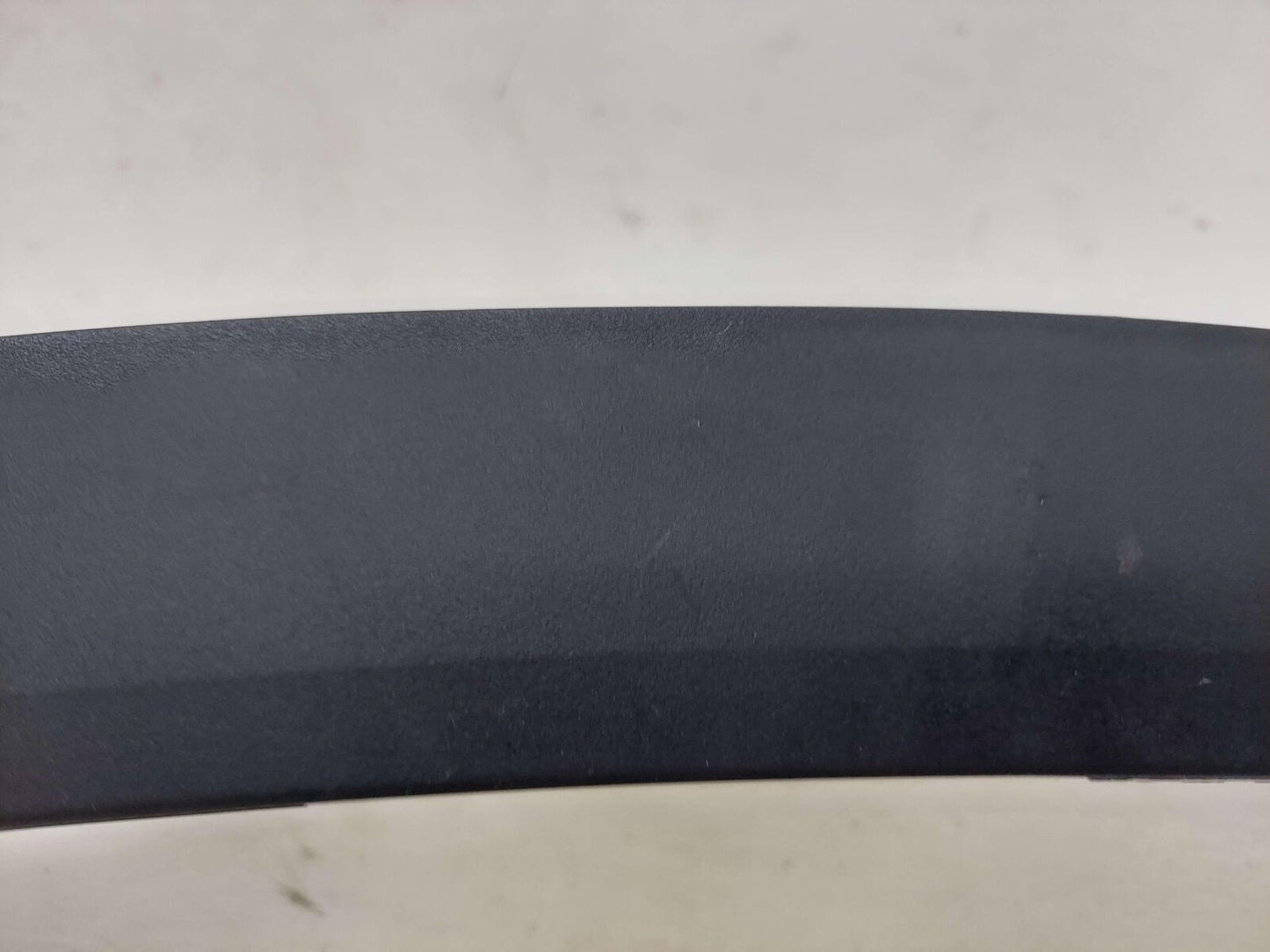 2020 TOYOTA HIGHLANDER FRONT RIGHT FENDER FLARE BLACK TEXTURED *MISC MARKS*