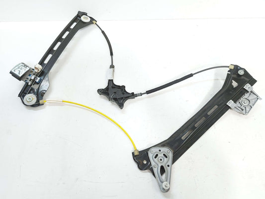 12-18 Mercedes W218 CLS63S FRONT RIGHT DOOR WINDOW GLASS REGULATOR 2187200479