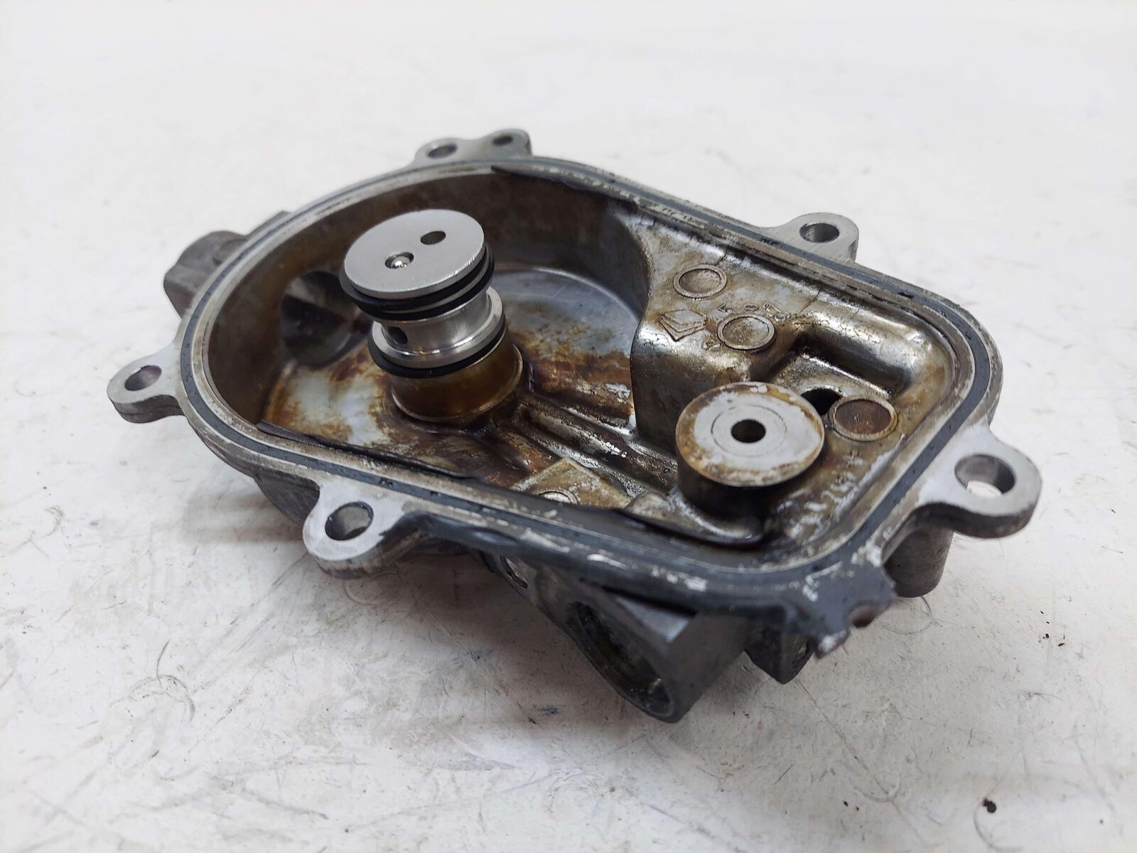 03-08 INFINITI FX45 4.5L RH UPPER OUTER ENGINE VARIABLE TIMING COVER *NOTE*