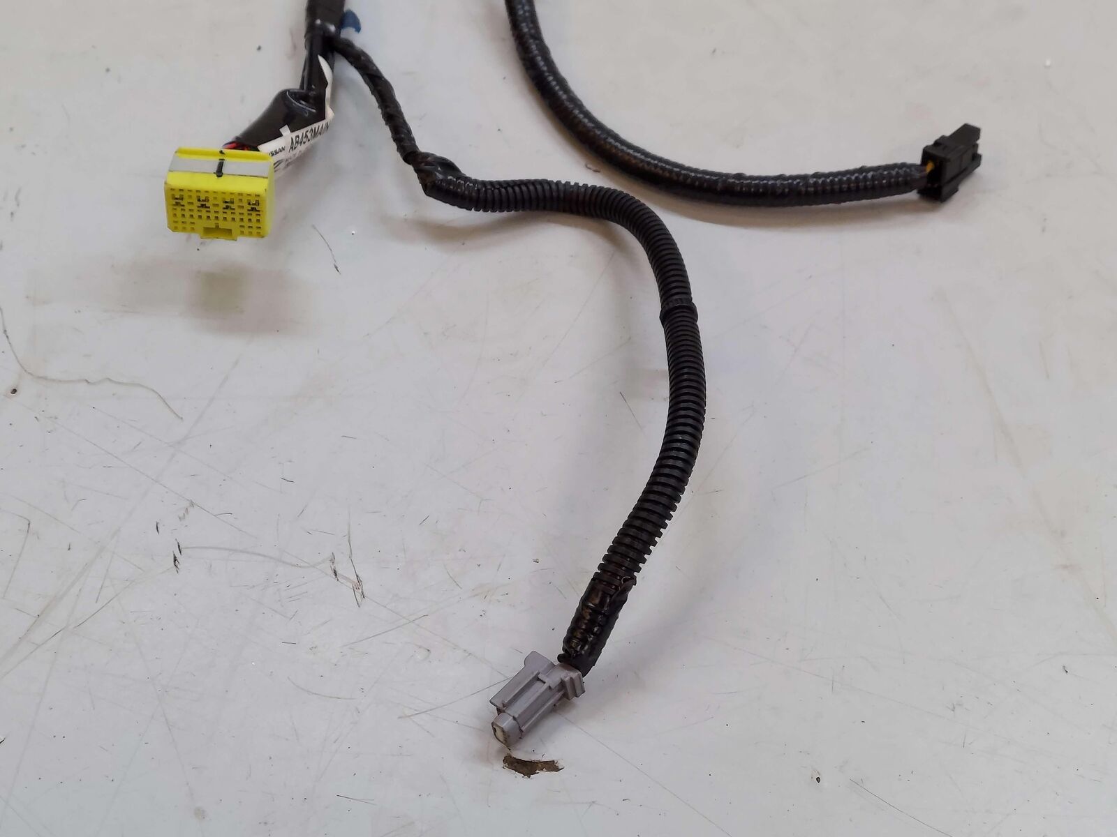 2009 Nissan GTR GT-R R35 Interior Dash Wiring Wire Harness 24010JF10B 60K KMS