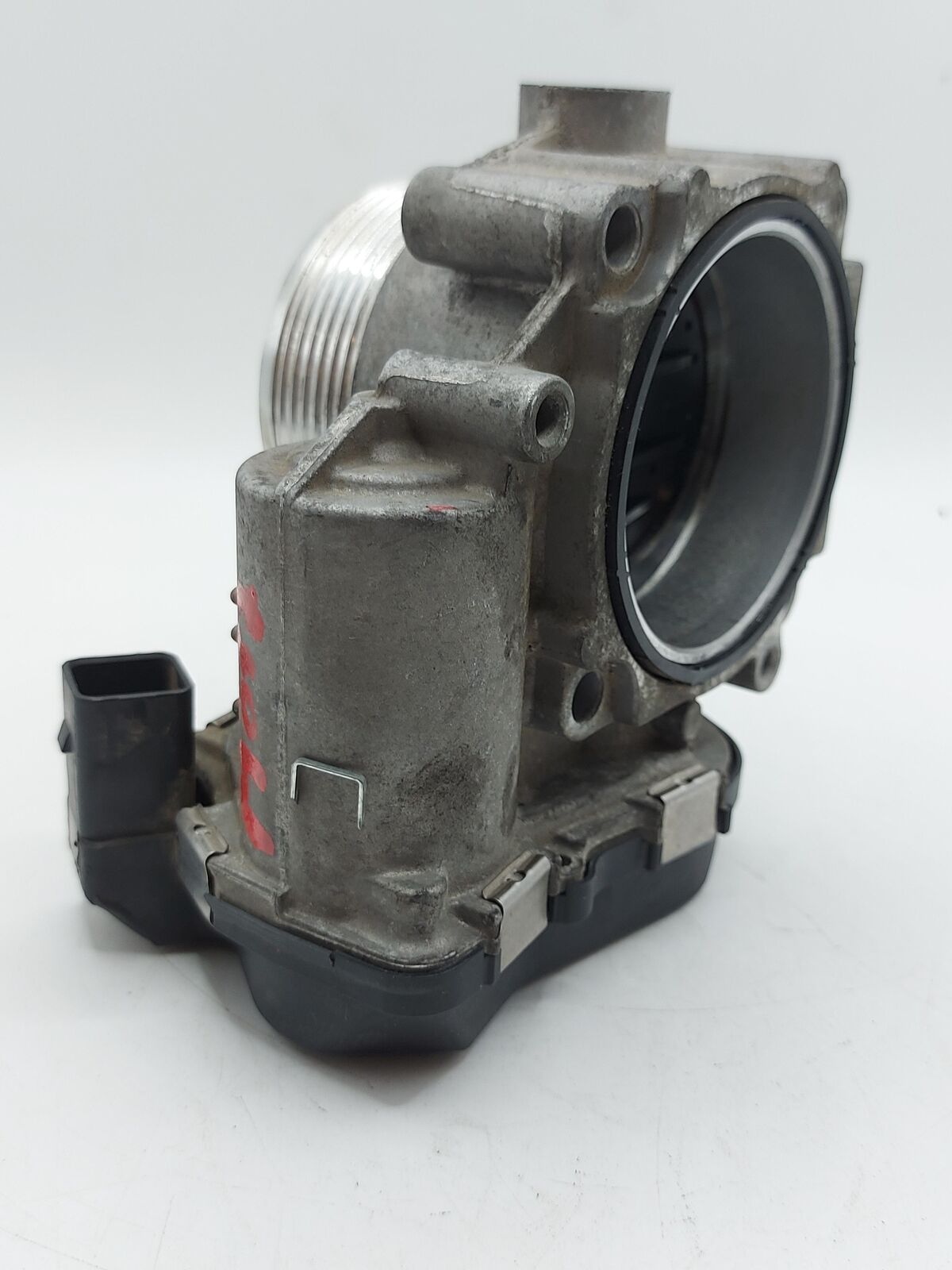 12-16 BMW M5 Throttle Body Valve 7555944 4.4L twin turbo 54K KMS