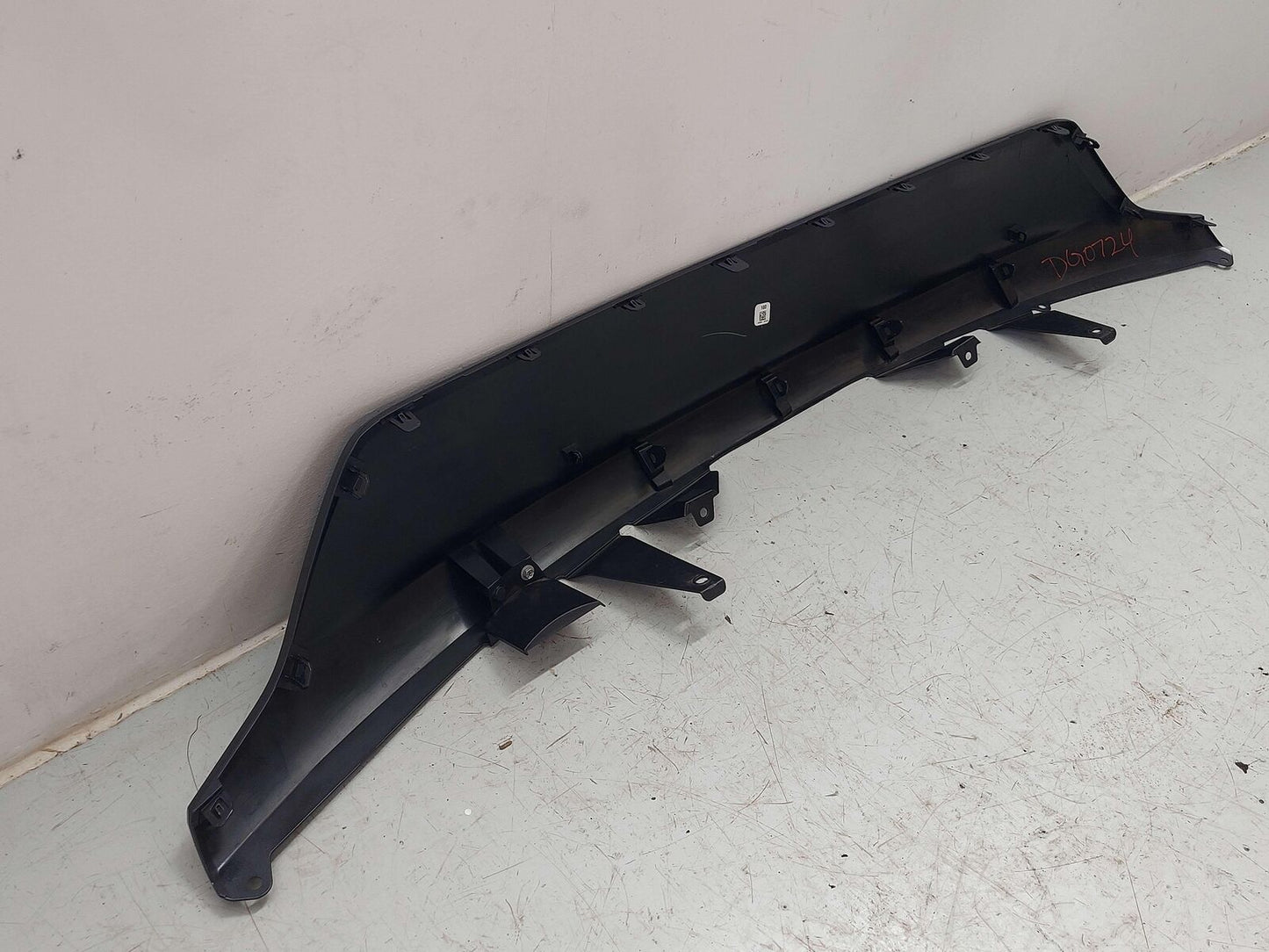 20-23 TOYOTA HIGHLANDER FRONT BUMPER OEM TAKEOFF EXTENSION *SCRATCHES*