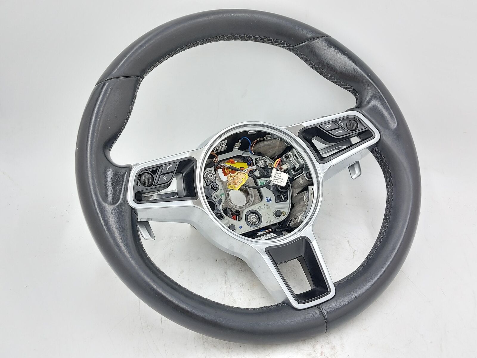 11-16 PORSCHE CAYENNE 958 LEFT STEERING WHEEL  BLACK LEATHER W/ PADDLE SHIFTERS