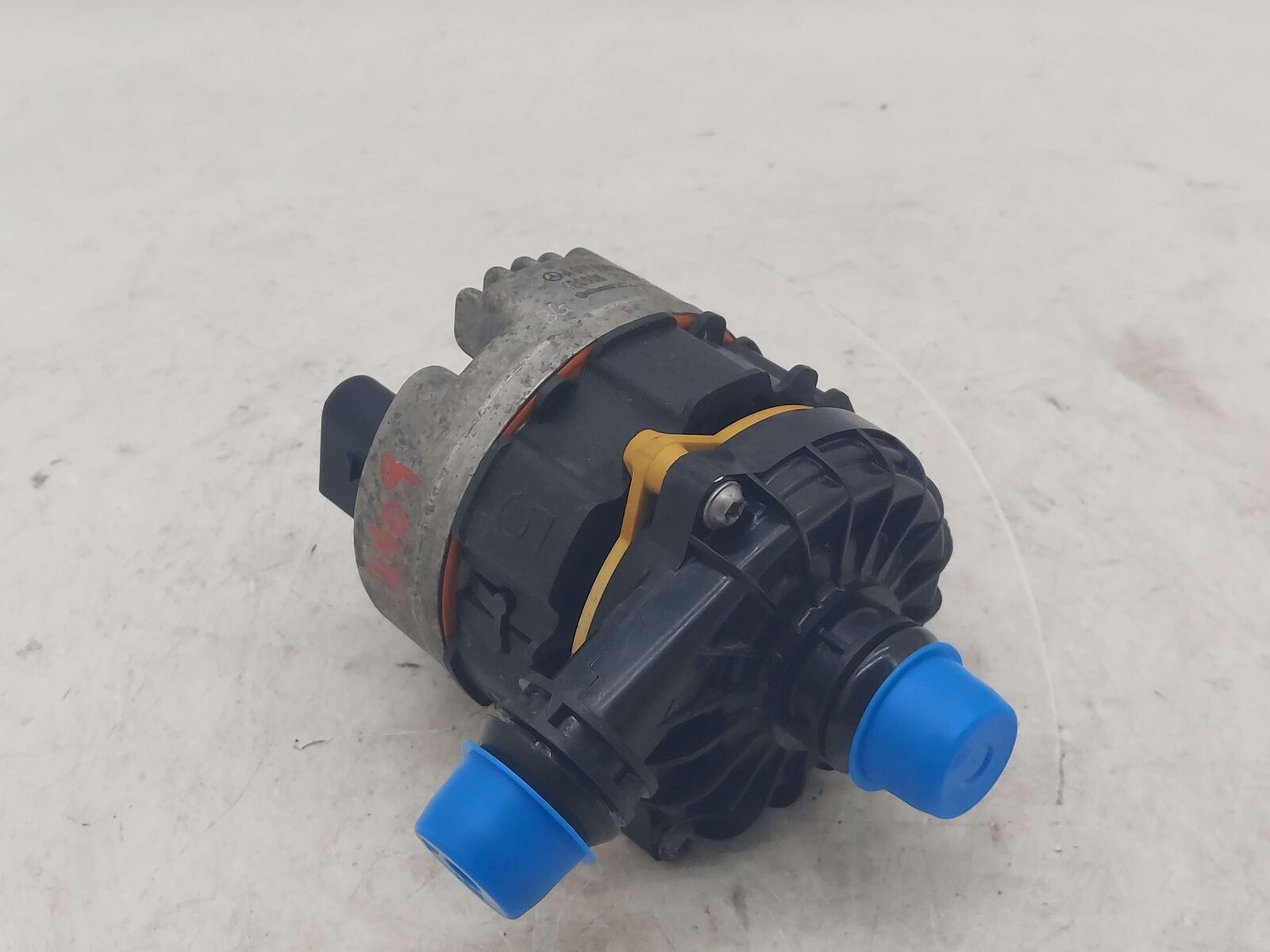 2021 MERCEDES GLS63 AMG X167 COOLANT WATER PUMP A0005005500