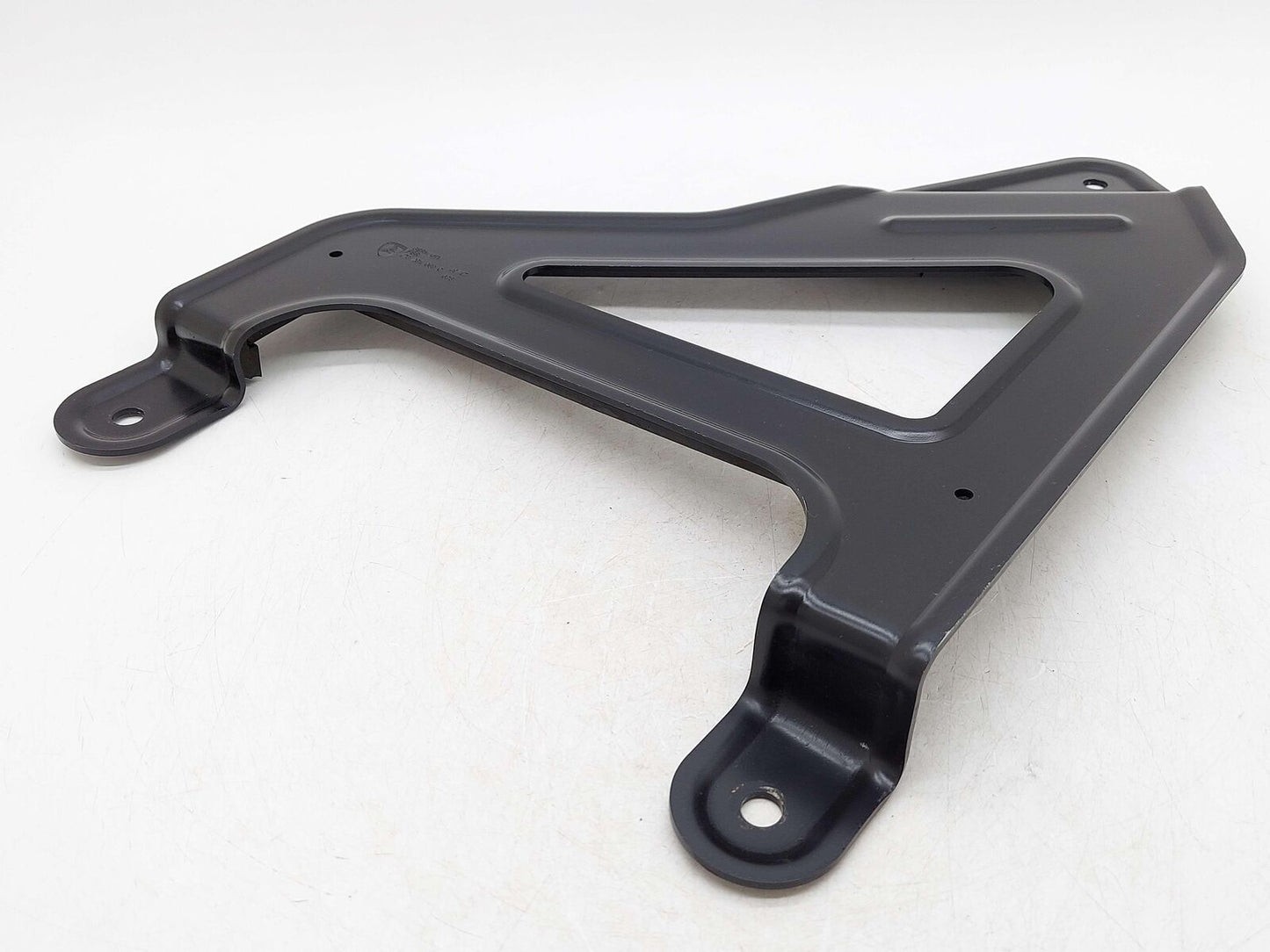 2018 LAMBORGHINI AVENTADOR S LP740-4 LEFT LOWER FUEL TANK SUPPORT BRACKET