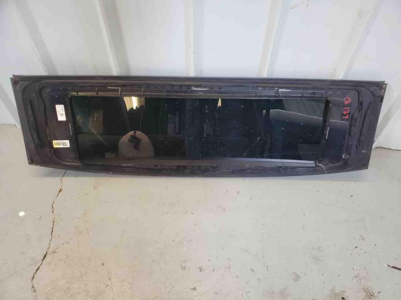 10-19 JAGUAR XJ Rear Sun Roof Glass Window *Scuffs Scratches* 119'' WB 4K KM's