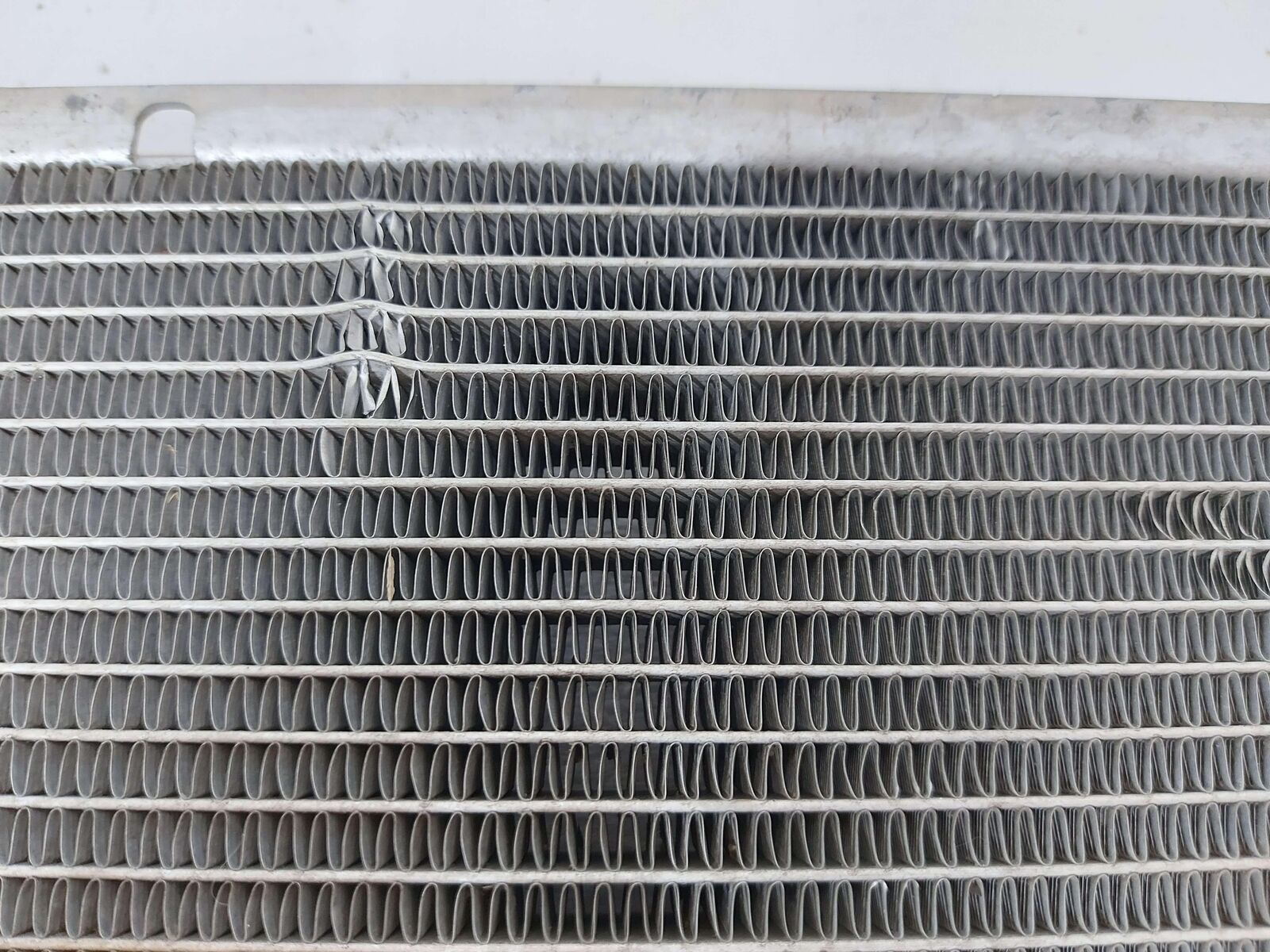 10-23 TOYOTA 4RUNNER 4.0L AC A/C AIR CONDITIONING CONDENSER *FINS BENT*