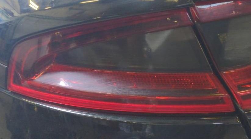 18 19 20 Kia Stinger 3.3L AWD Left Tail Light LED