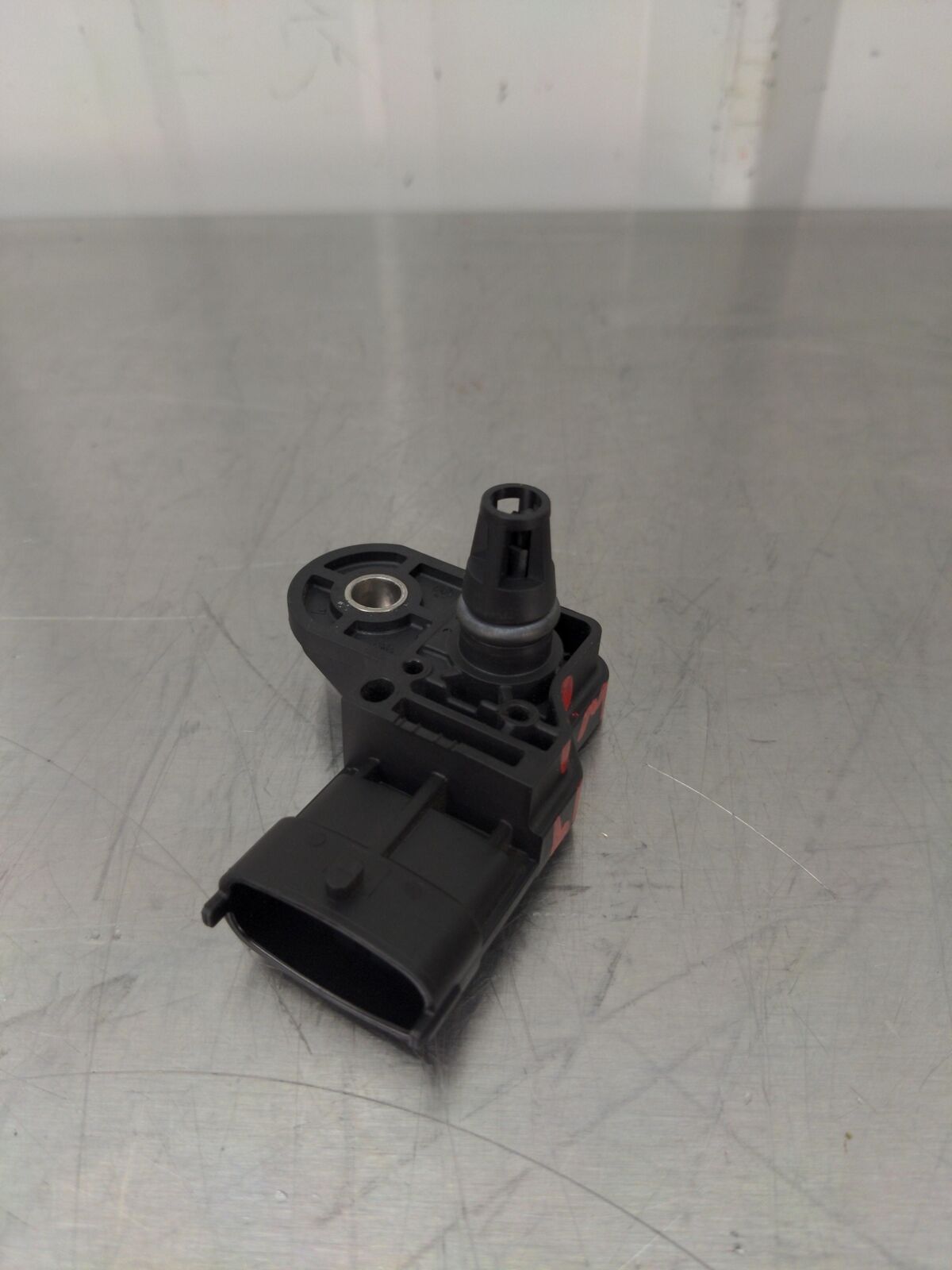 2018 MCLAREN 720S 0261230280 Boost Pressure Sensor 19k KM's #1