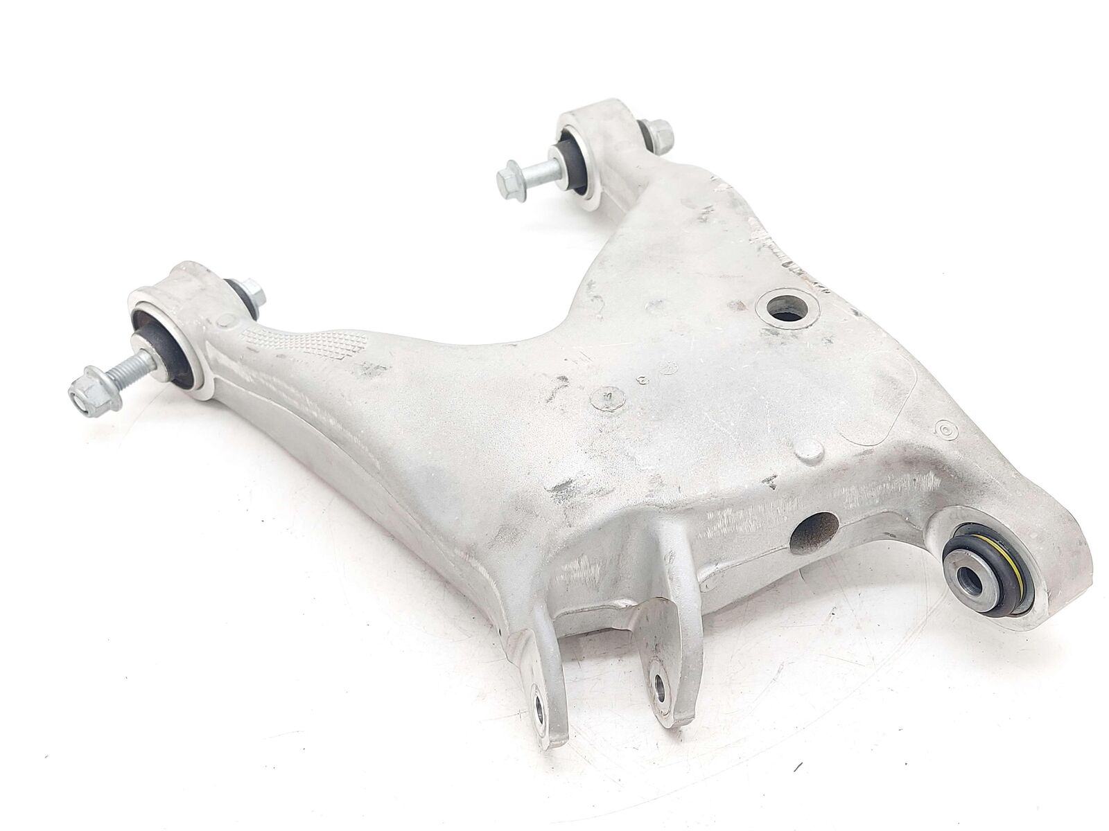 2024 ASTON MARTIN DB12 VOLANTE REAR RIGHT LOWER CONTROL ARM FOWARD MAIN