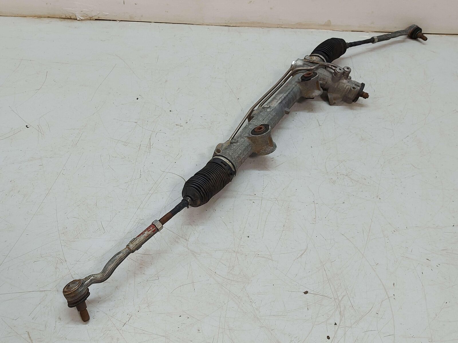 07-09 MERCEDES E320 RIGHT STEERING GEAR RACK PINION 21111011001 *NEEDS ARM*