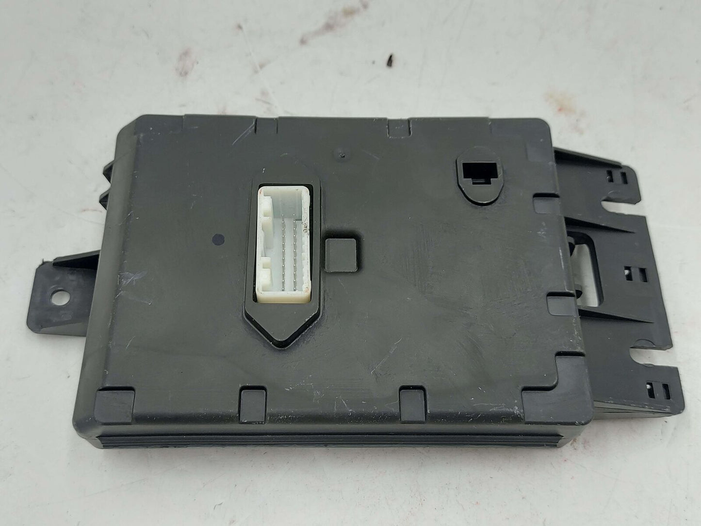 16 DODGE CHALLENGER 68297707ab BODY CONTROL MODULE COMPUTER OEM