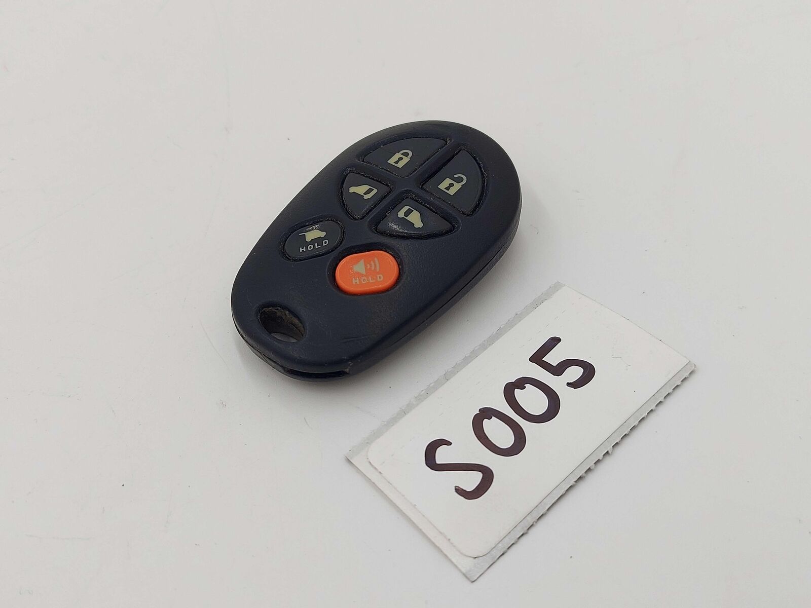 04-20 TOYOTA SIENNA KEY LESS ENTRY REMOTE FOB GQ43VT20T *CRACK GOUGE*