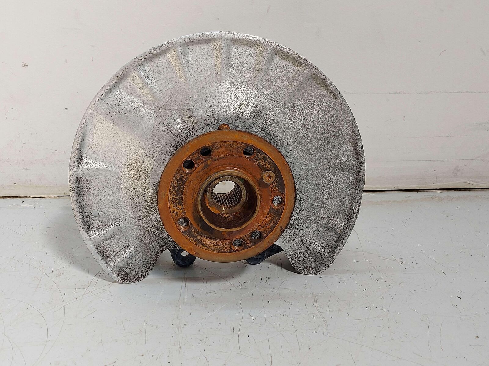 16-19 MERCEDES GLE63S AMG W166 Rear LH LEFT Spindle Knuckle Hub 1663570900 