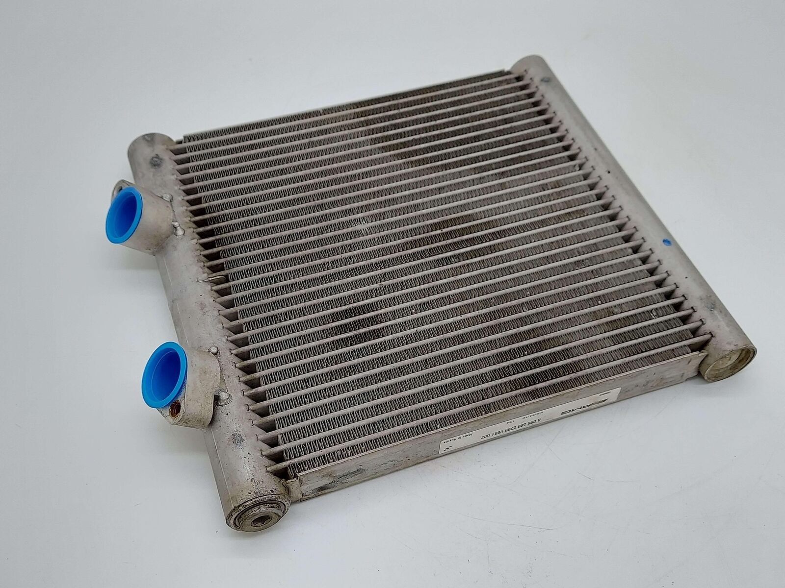 17-21 MERCEDES E63S AMG W213 FRONT RH RIGHT ENGINE OIL COOLER A0995005700