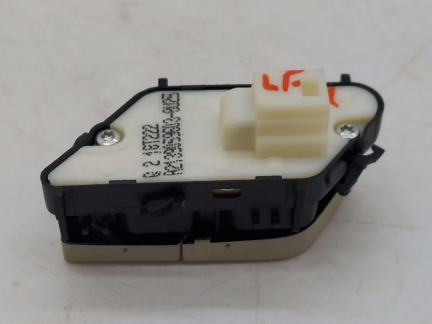 17-20 Mercedes E63s AMG W213 Front LH Left Door Lock Switch A2139059603