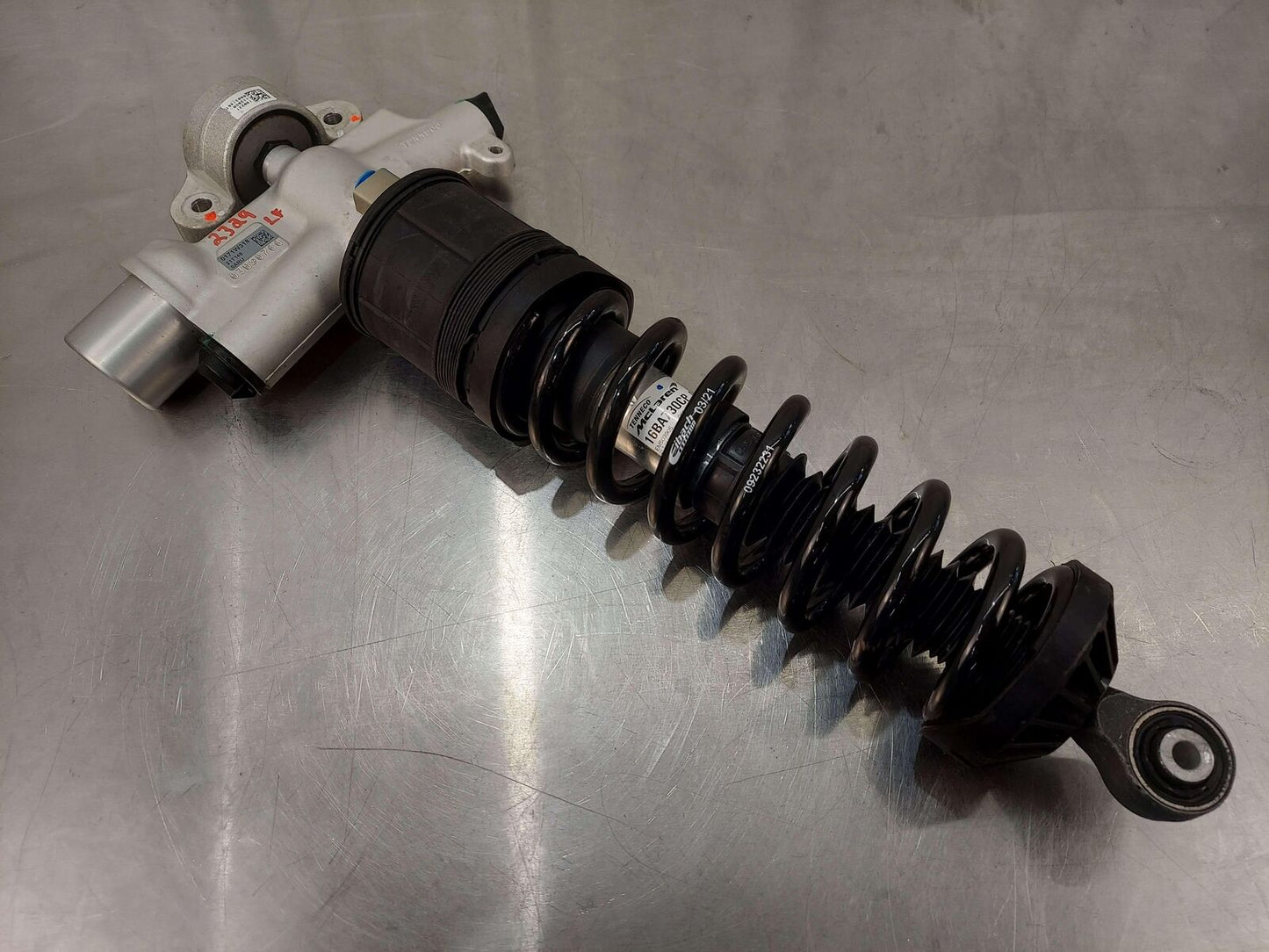 23 Mclaren Artura Eibach Front LH Left Strut 16BA730CP *Boot Torn Chips* 3K KMS