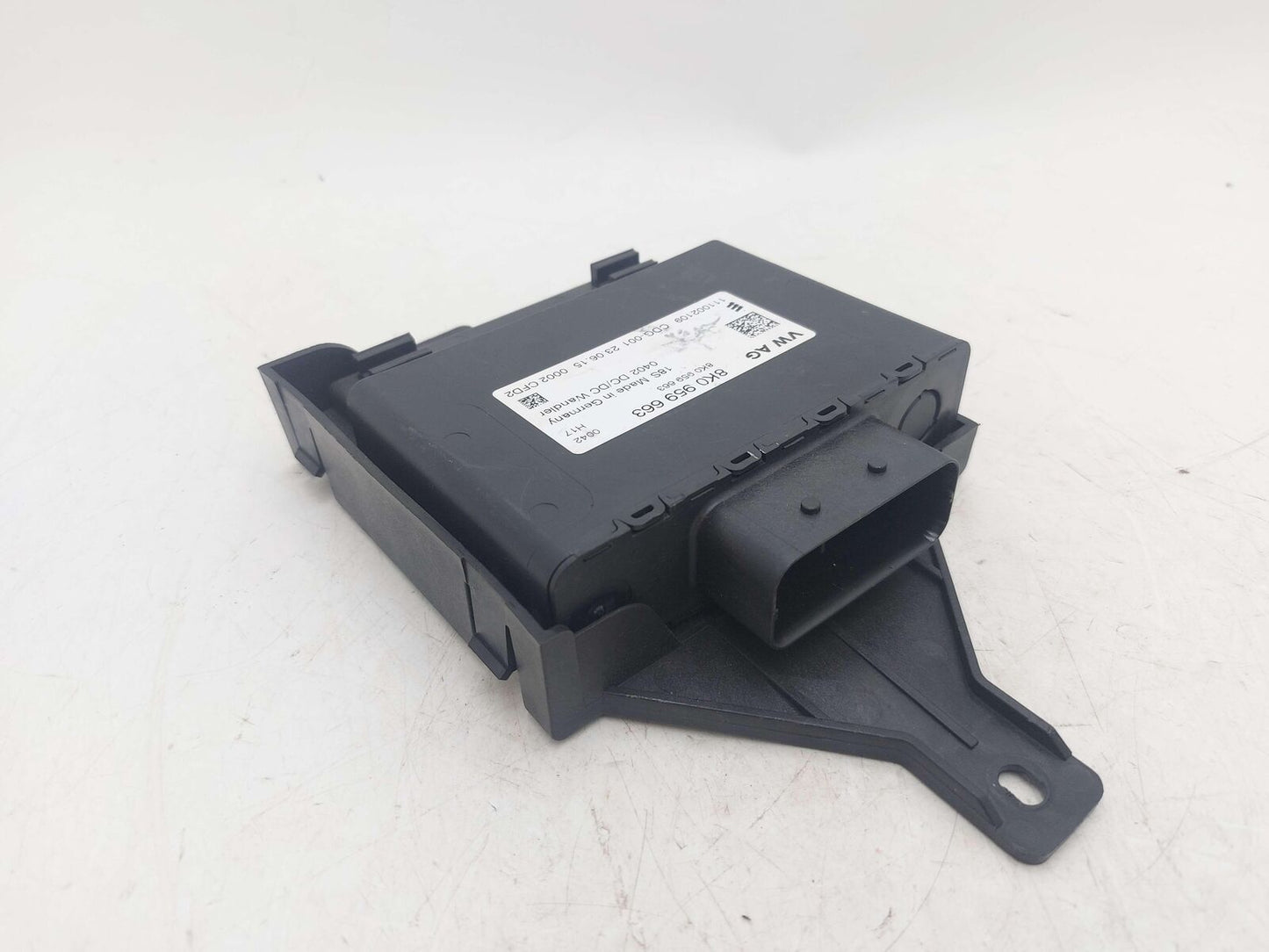 2016 PORSCHE MACAN S 95B VOLTAGE STABILIZER CONTROL MODULE 8K0959663